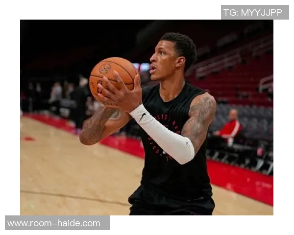 杜兰特称赞小贾巴里训练成效显著进步神速令人惊喜